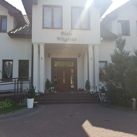 Białe Wzgórze Agroturismo *
